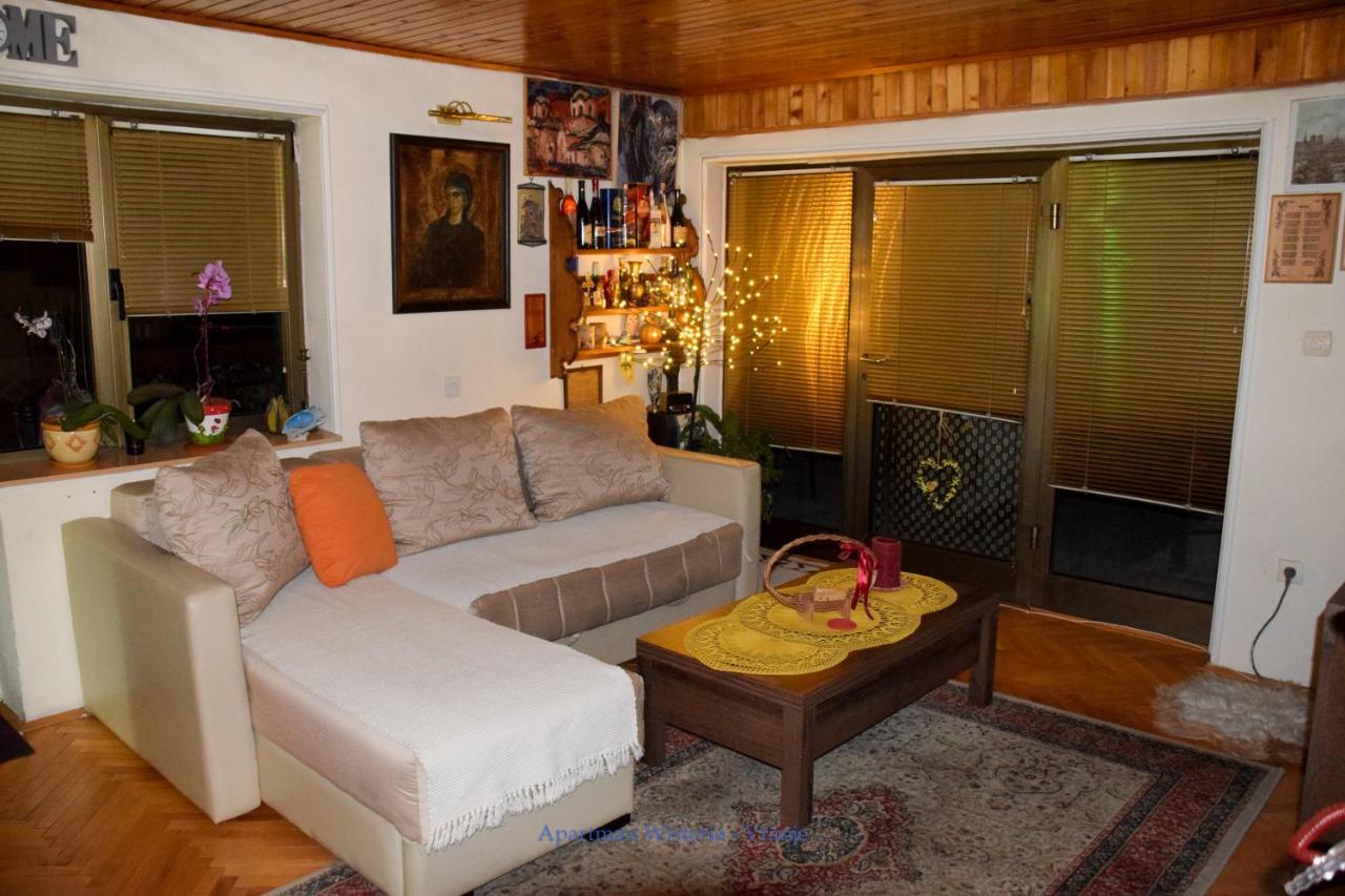 Apartman Wisteria Враня Екстериор снимка